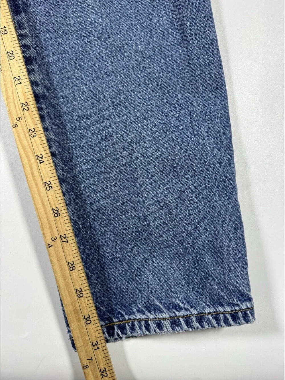 Levis 550 Classic Relaxed Fit Tapered Leg Jeans Medium Wash Blue 16 MIS L 31”